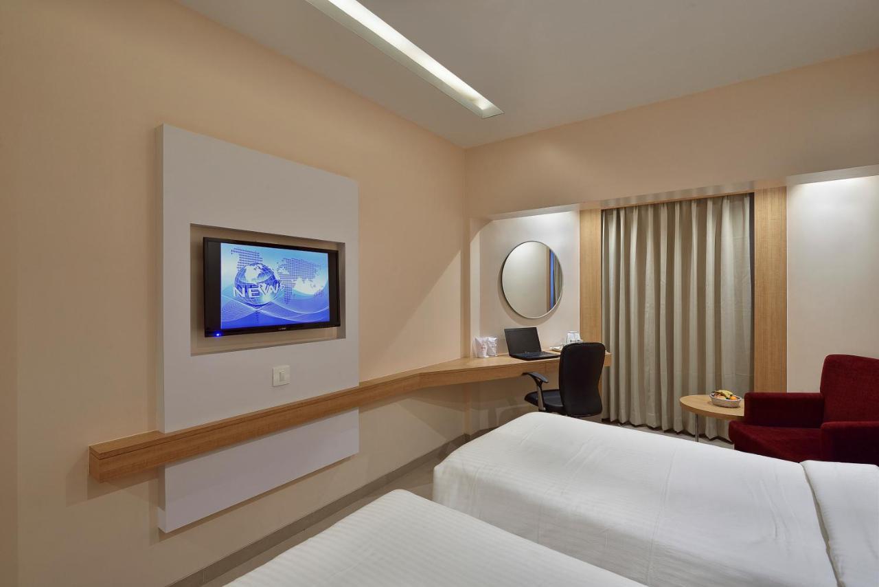 The Eastern Hotel Ankleshwar Экстерьер фото