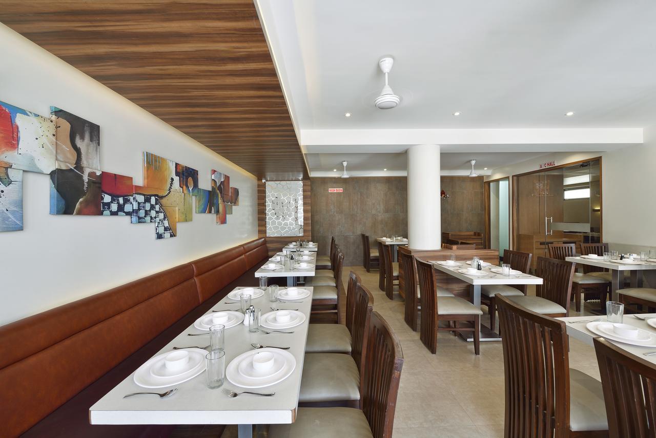 The Eastern Hotel Ankleshwar Экстерьер фото